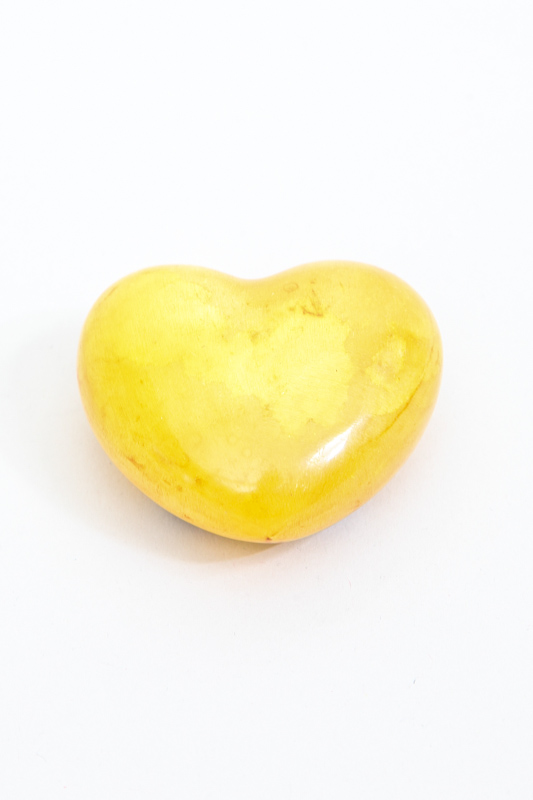 Alabaster Herz Chakrafarben assortiert 5 cm