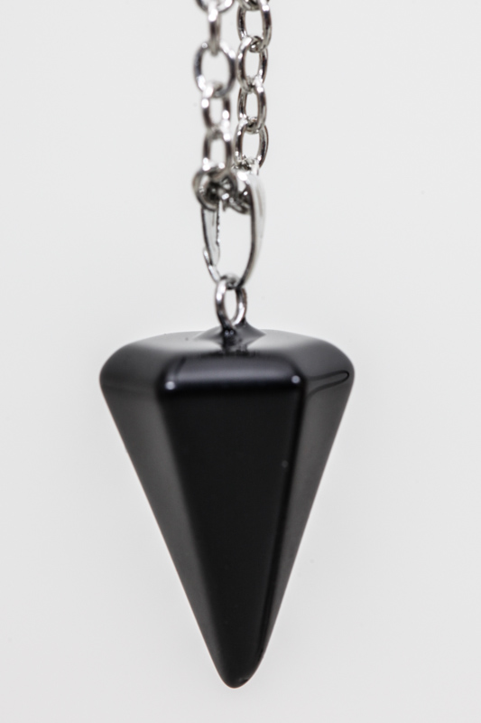 Halskette mit Pendelanhänger schwarzer Obsidian