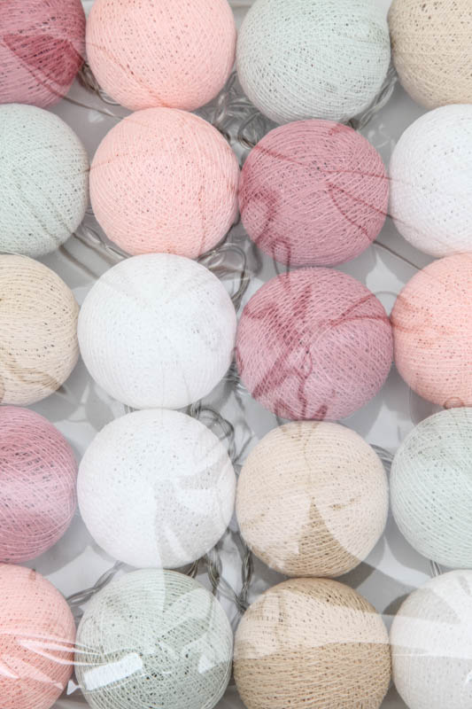 Lichterkette Cotton Balls rosa/rot/beige/hellgrau