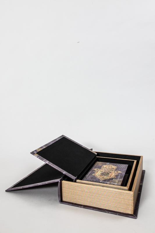 Holzbox Hand der Fatima - ETHNIC SPIRIT 18 x 13 x 4 cm