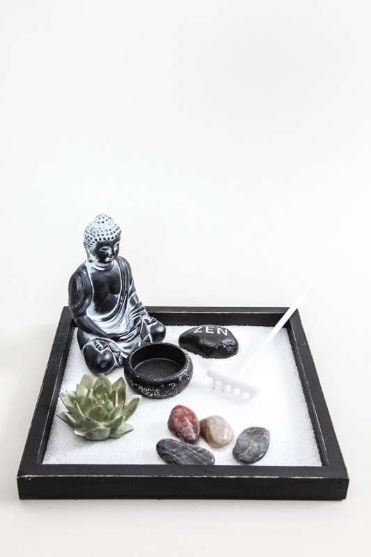 Zengarten mit Buddha und Lotusblume 20 x 20cm