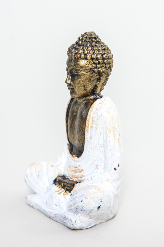Buddha sitzend goldfarben/weiss 9.5 cm