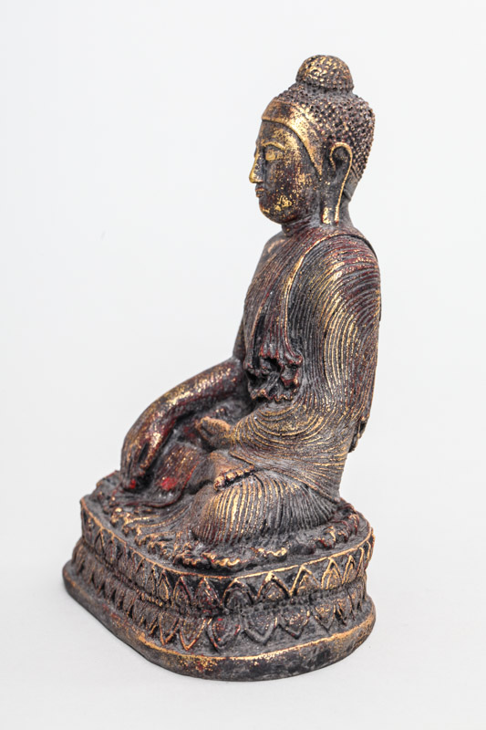 Buddha Lotussitz grau/rot/goldfarben 17 cm