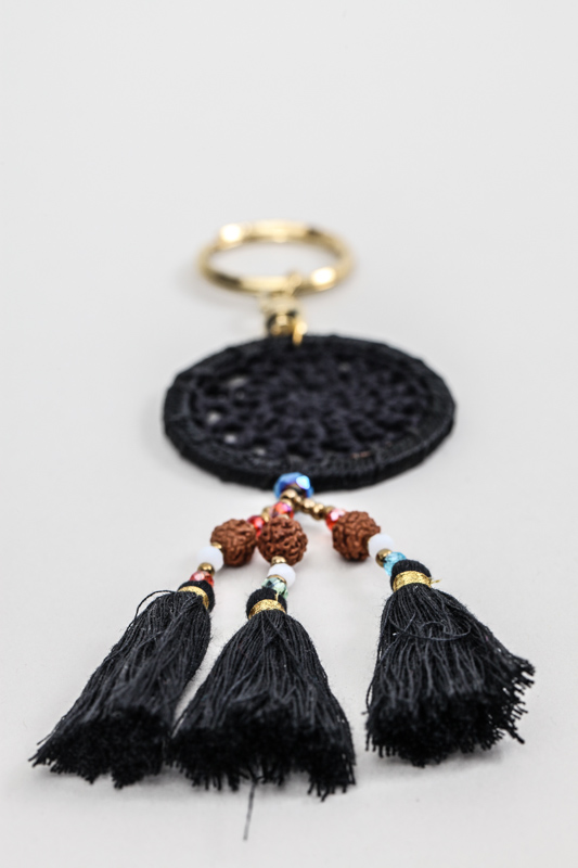 Schlüsselanhänger Traumfänger mit Rudraksha und Tassel schwarz