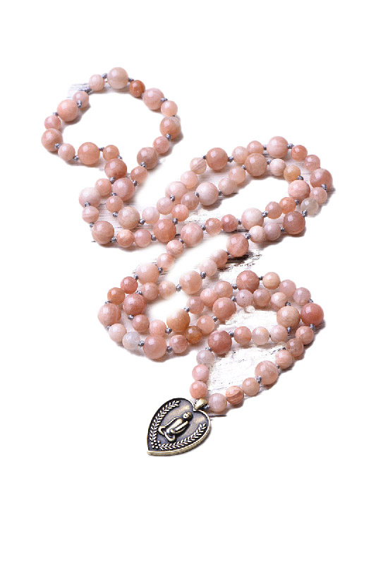 Malakette 8 mm 6 mm facettierter Sonnenstein mit Anhänger Buddha in Herz - 108 Perlen