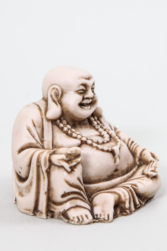 Happy Buddha natur 8 cm