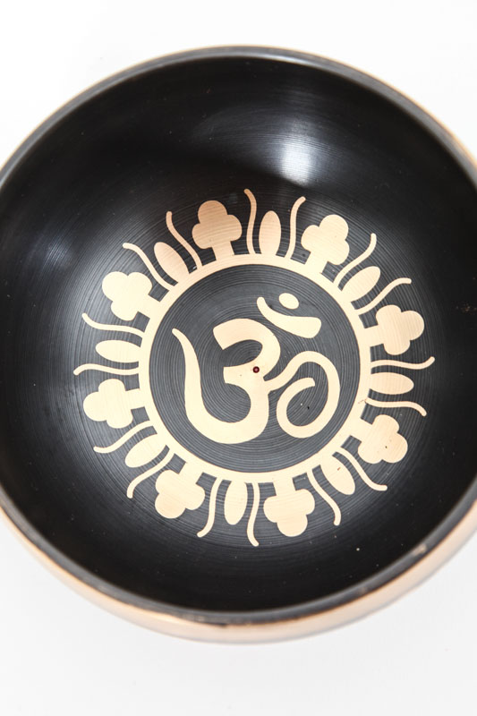 Klangschale handgemaltes Mantra & handgravierter Buddha 11 cm