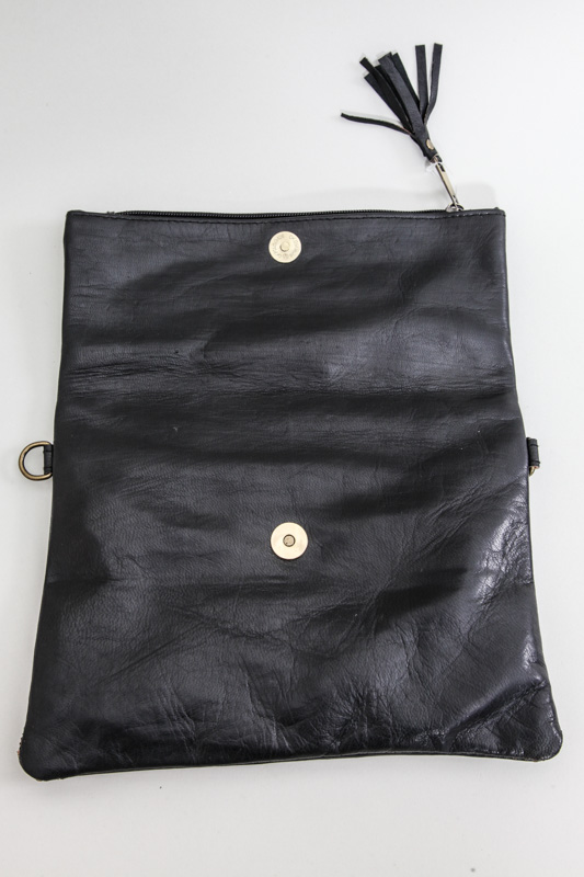 Tasche Rindsleder verziert schwarz