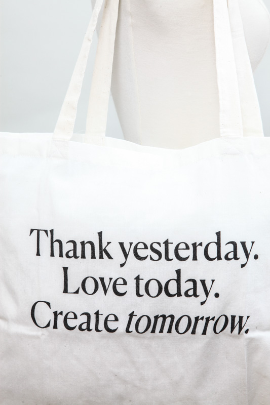 Einkaufstasche "Thank Yesterday - Love Today - Create Tomorrow"