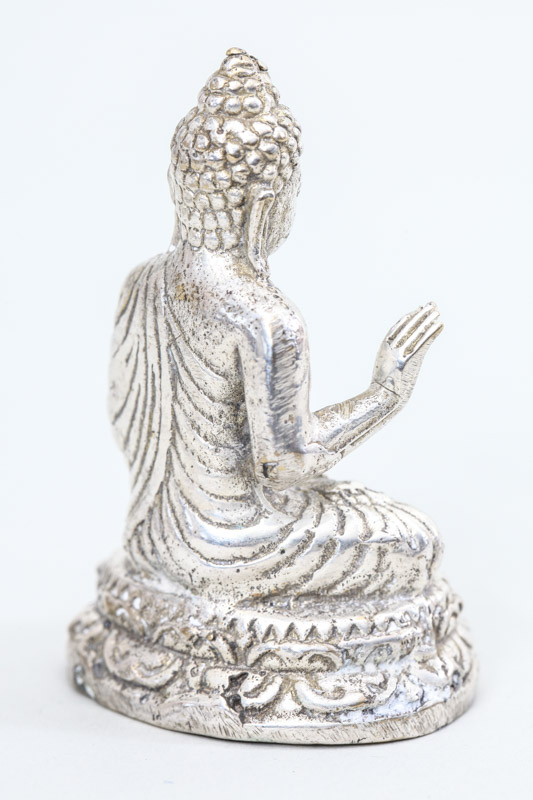 Buddha Yogasitz silberfarben