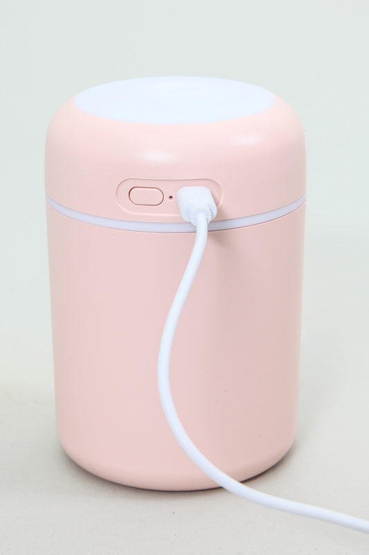 Aroma Vernebler mit USB-Anschluss pink 7.8 x 12 cm