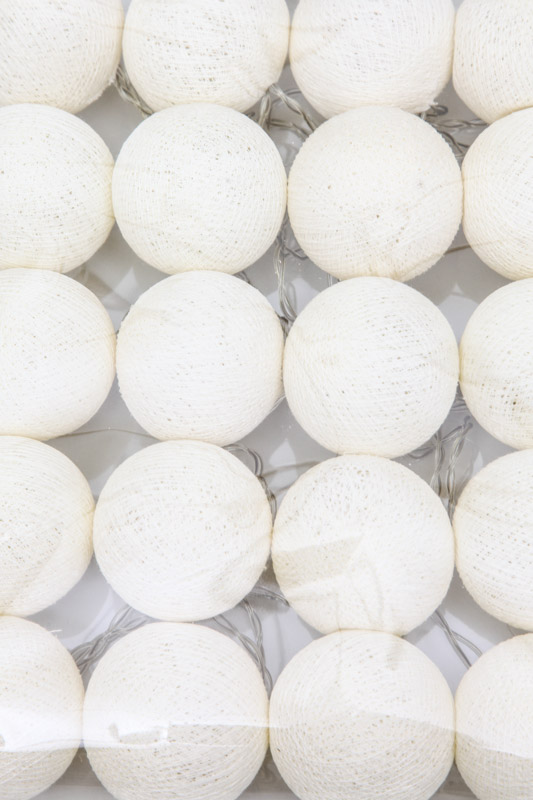 Lichterkette Cotton Balls offwhite